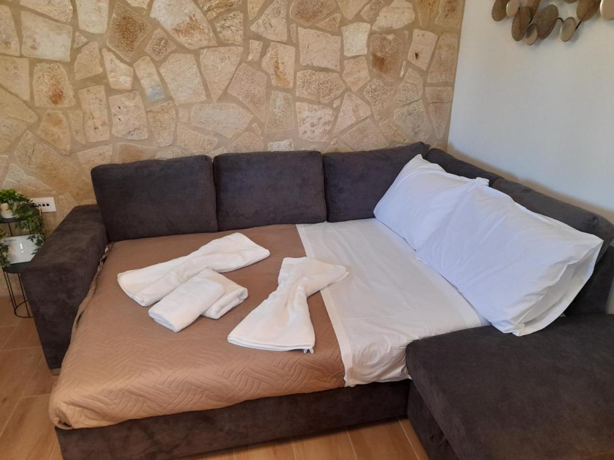 Melitta'S Luxury Apartments Anthousa  Dış mekan fotoğraf