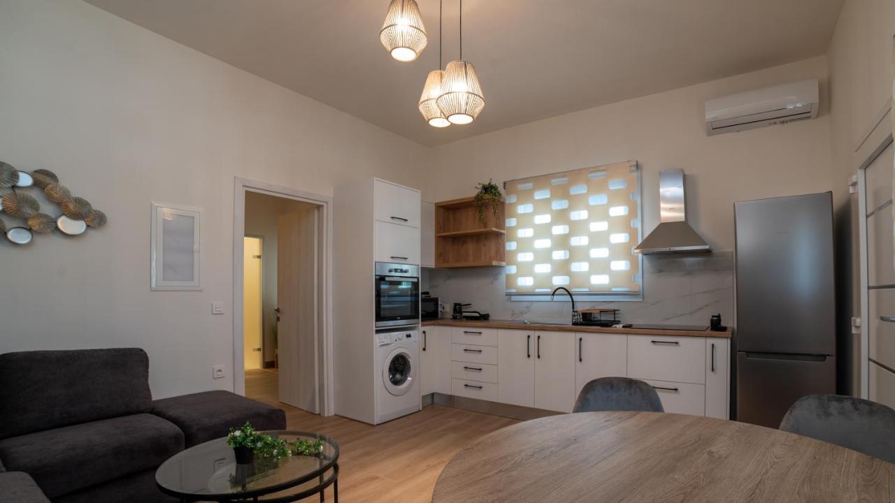 Melitta'S Luxury Apartments Anthousa  Dış mekan fotoğraf