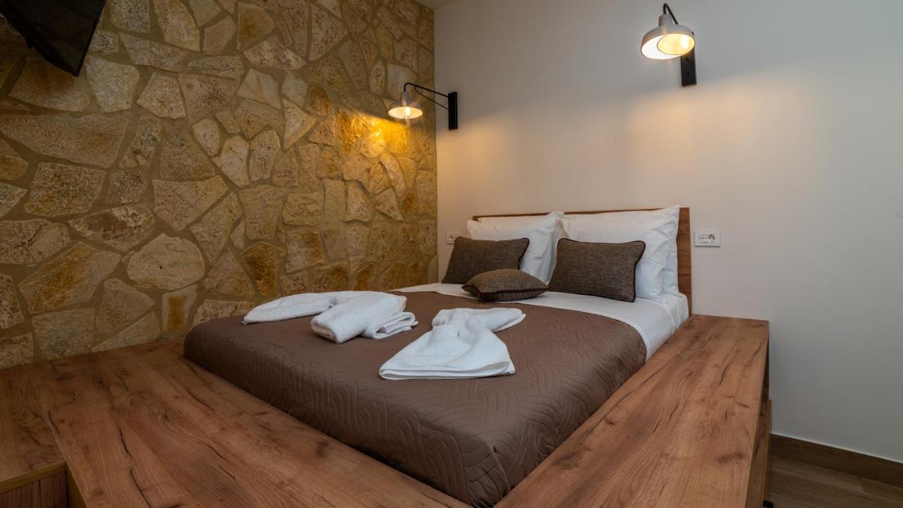 Melitta'S Luxury Apartments Anthousa  Dış mekan fotoğraf