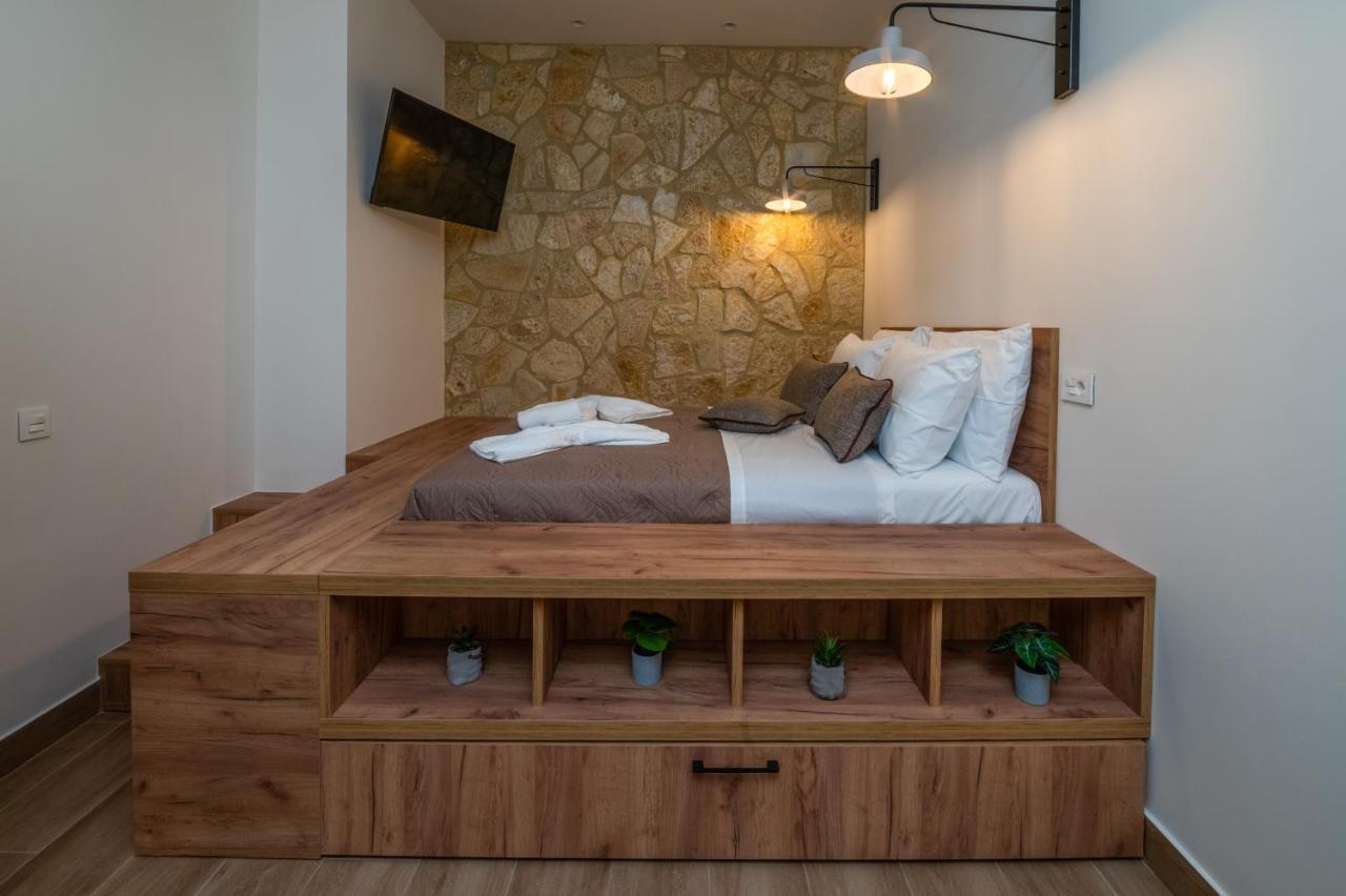 Melitta'S Luxury Apartments Anthousa  Dış mekan fotoğraf
